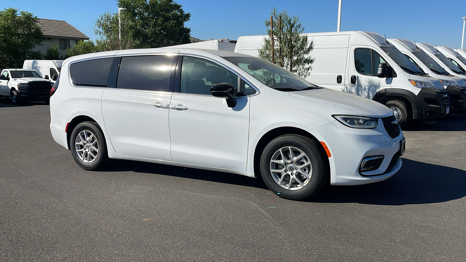 2024 Chrysler Pacifica Touring L 7