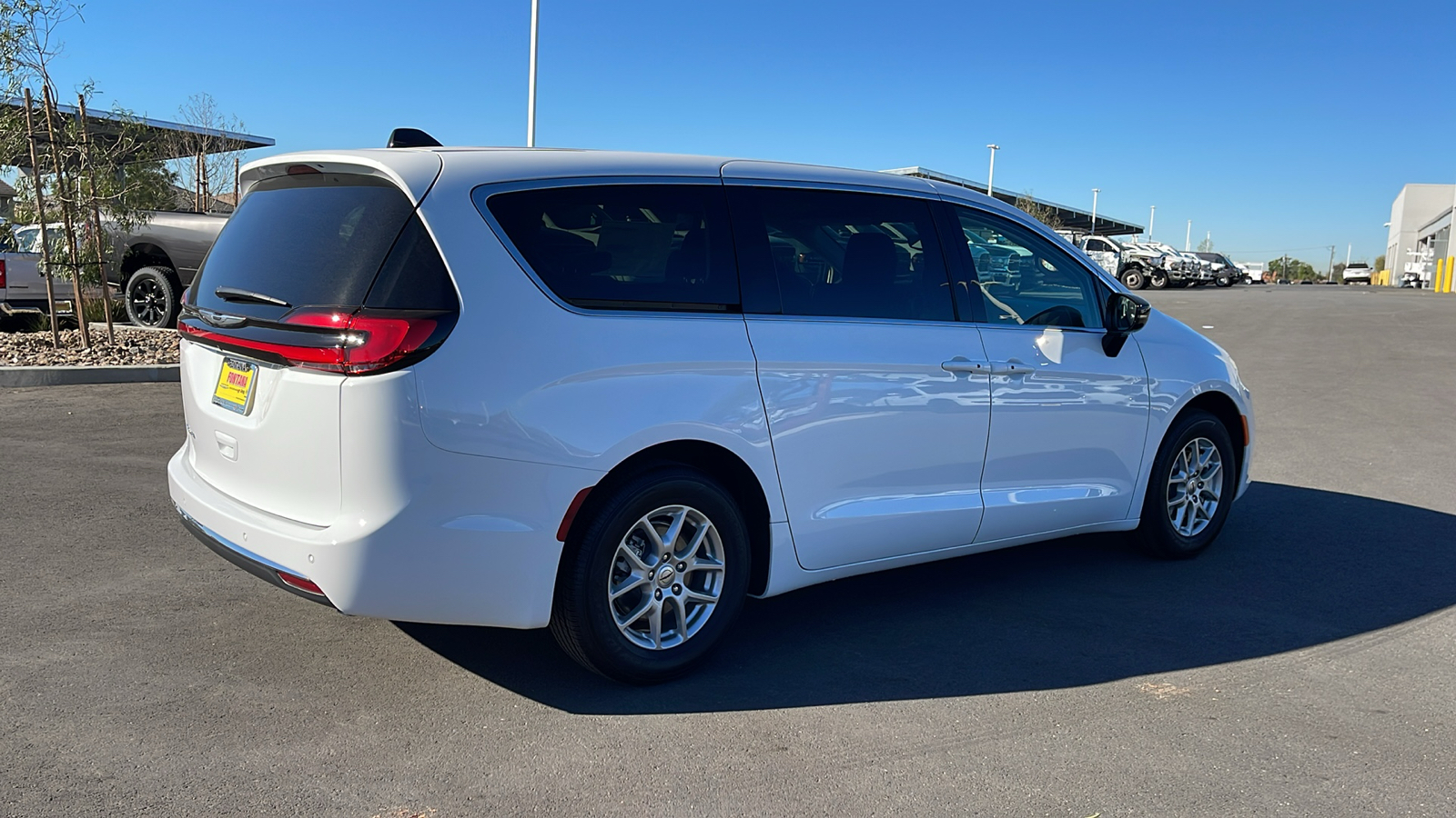 2024 Chrysler Pacifica Touring L 5