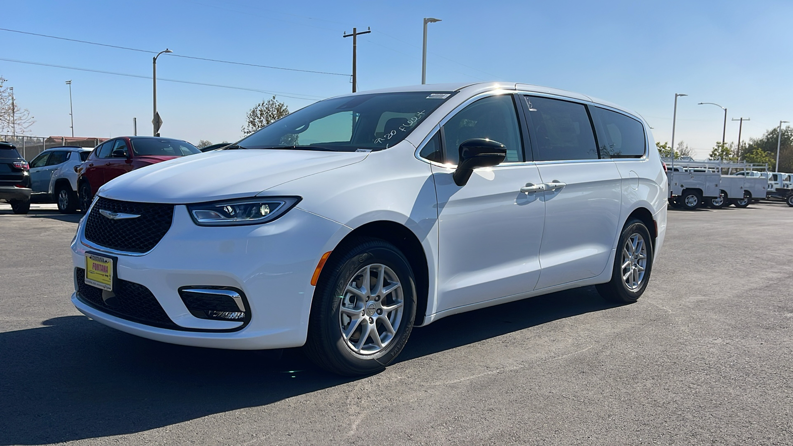 2024 Chrysler Pacifica Touring L 1