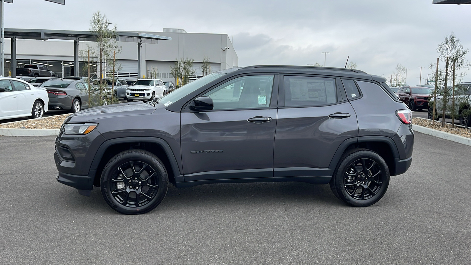 2024 Jeep Compass Latitude 2