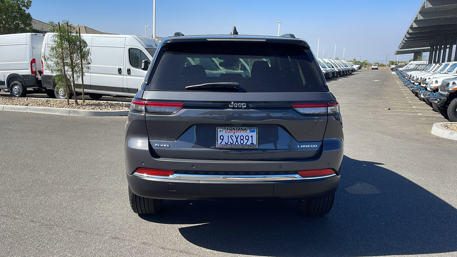 2023 Jeep Grand Cherokee Laredo 4