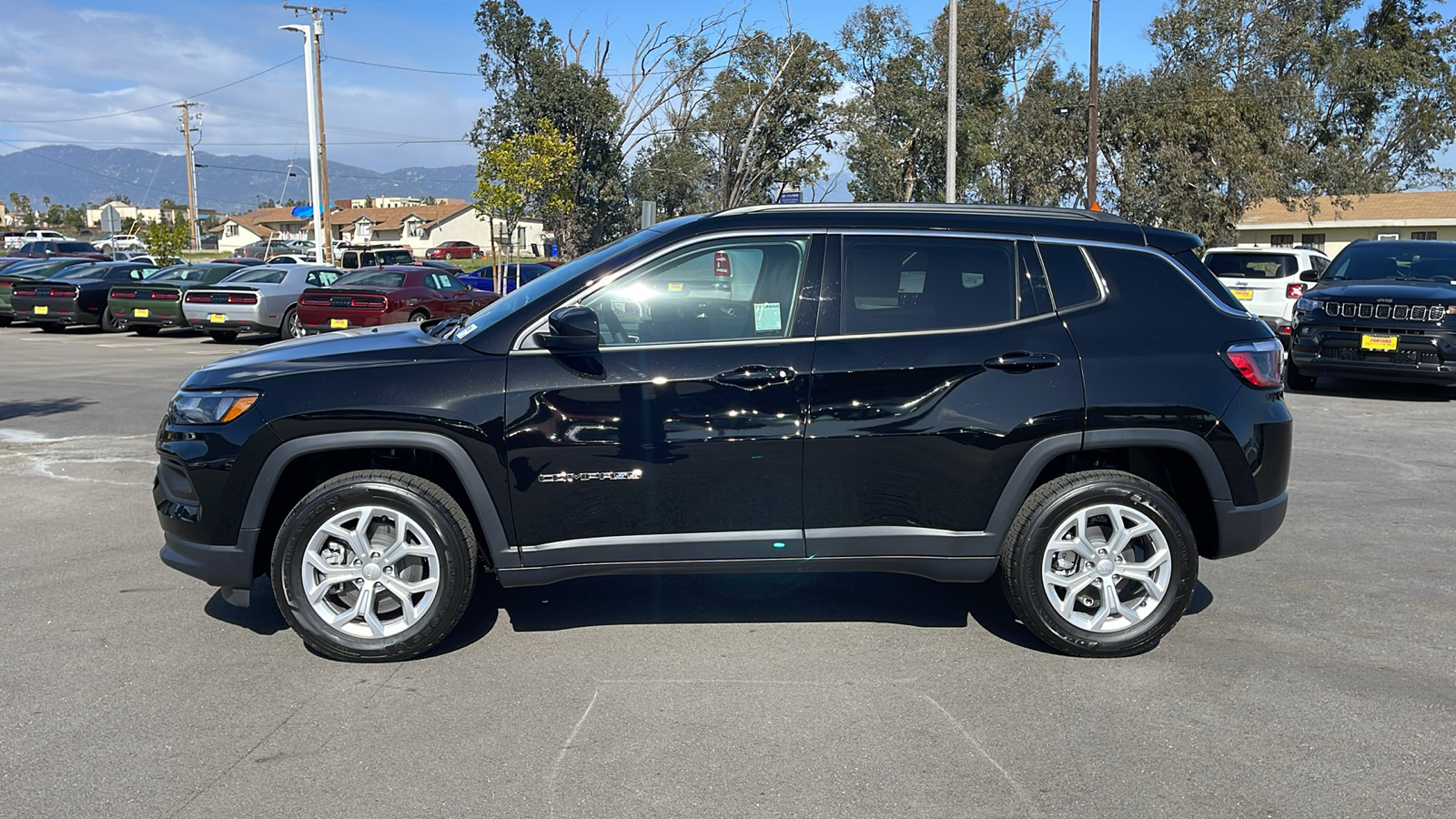 2024 Jeep Compass Latitude 2