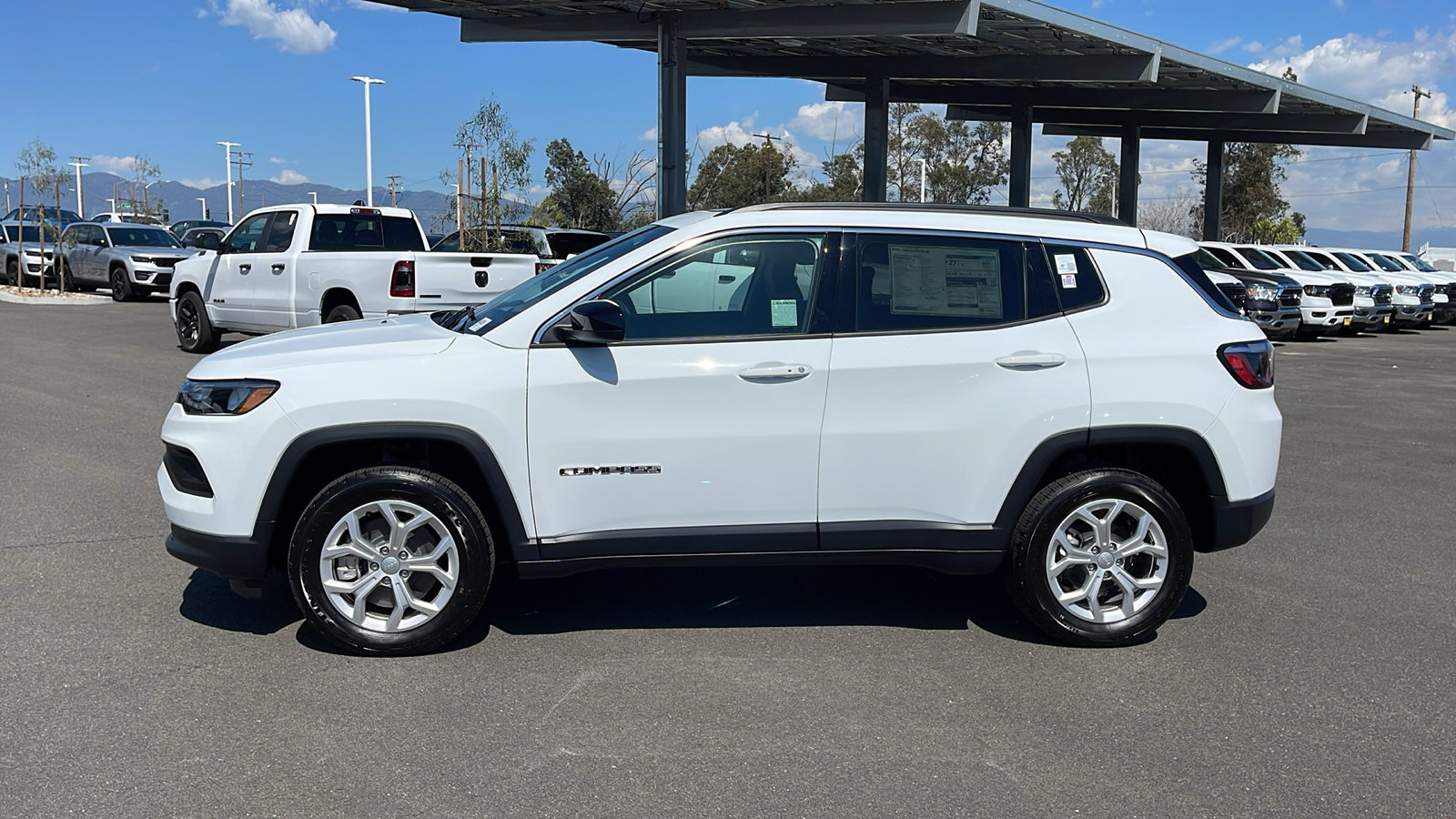 2024 Jeep Compass Latitude 2