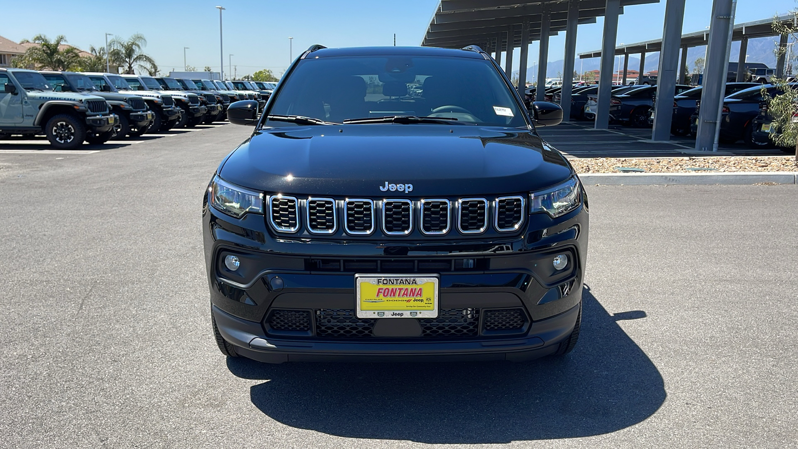 2024 Jeep Compass Latitude Lux 8