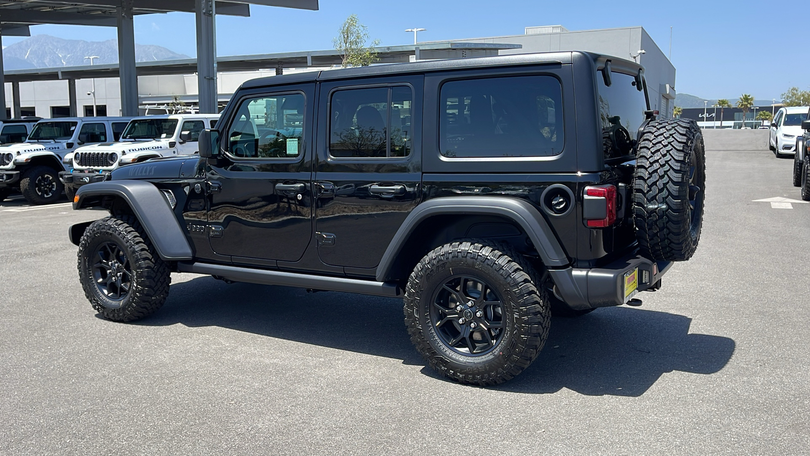 2024 Jeep Wrangler Willys 3