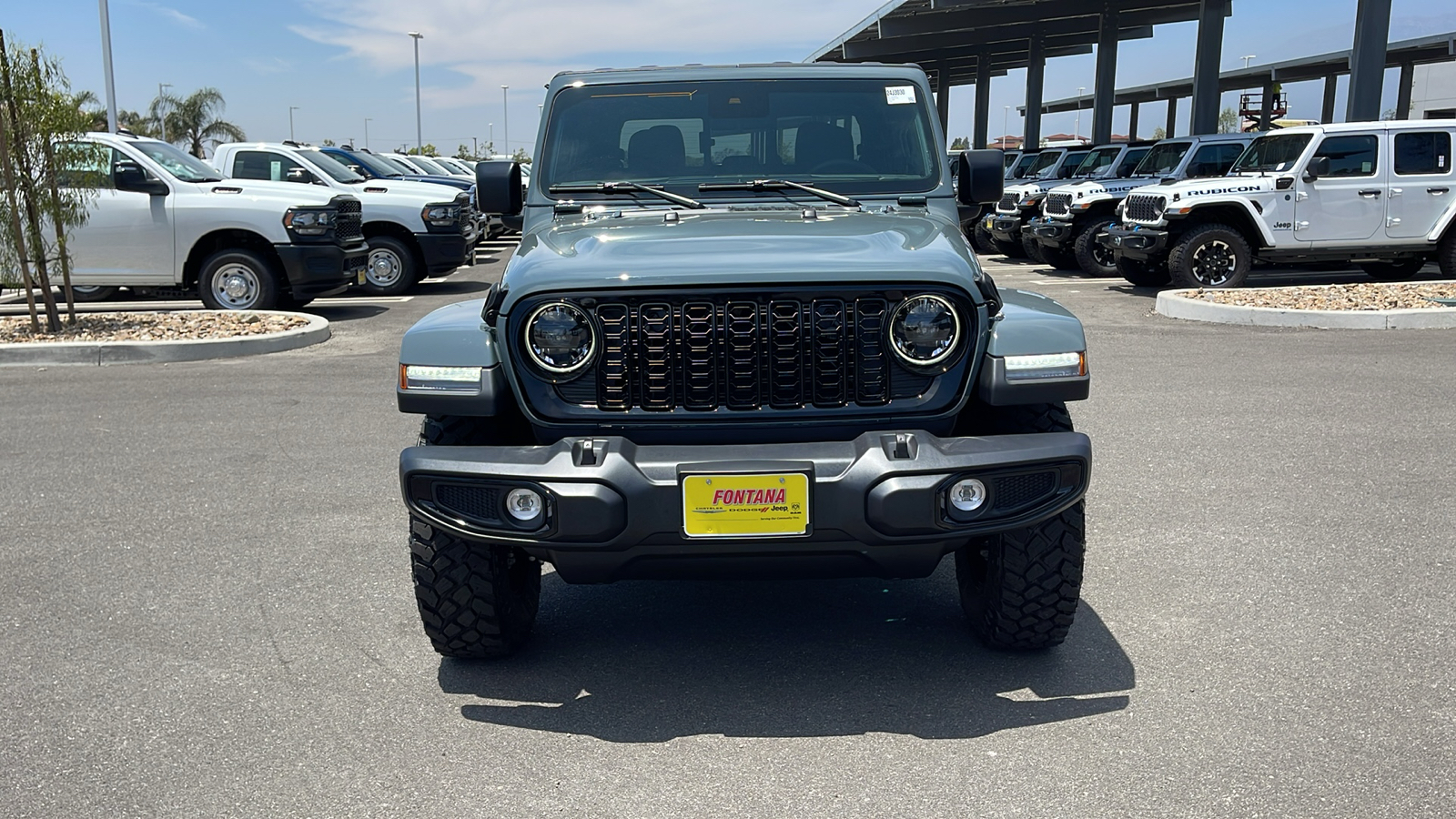 2024 Jeep Gladiator Willys 8