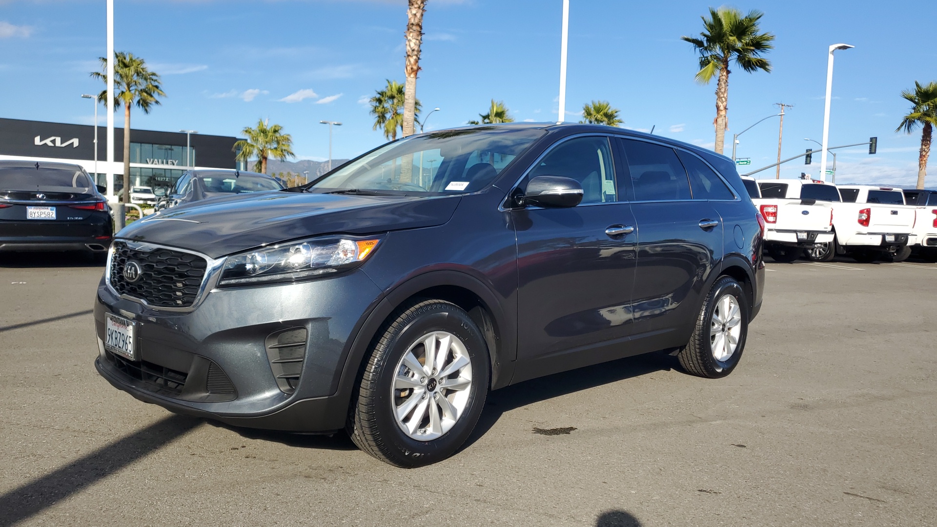 2020 Kia Sorento LX 1