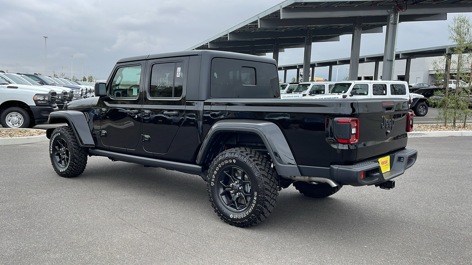 2024 Jeep Gladiator Willys 3