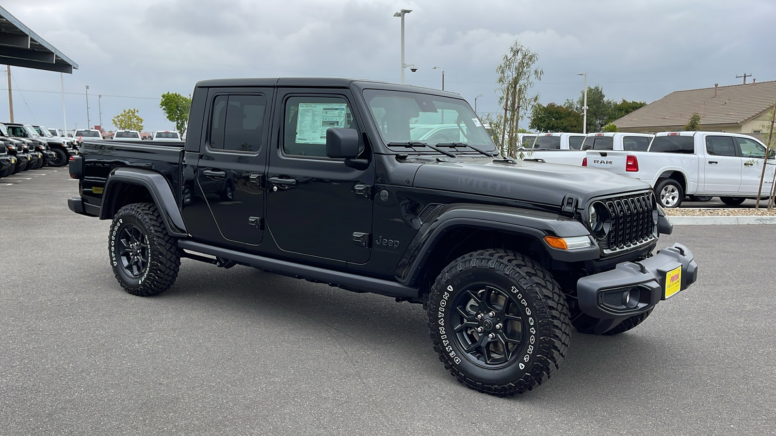 2024 Jeep Gladiator Willys 7