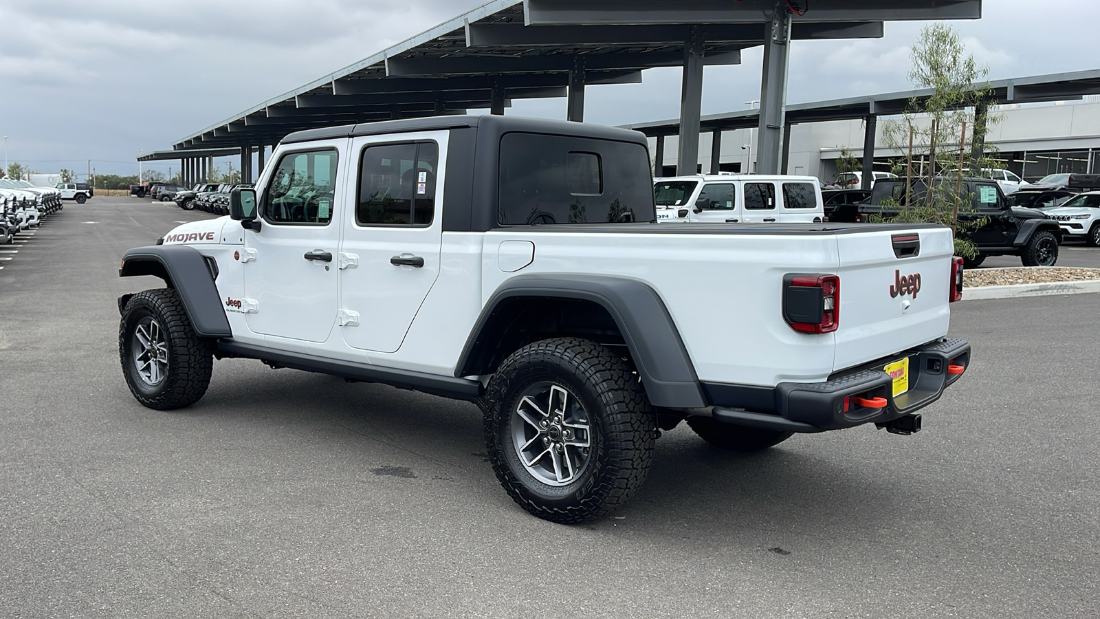 2024 Jeep Gladiator Mojave 3