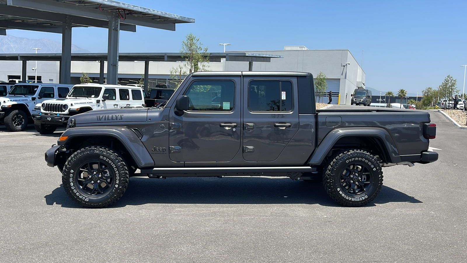 2024 Jeep Gladiator Willys 2