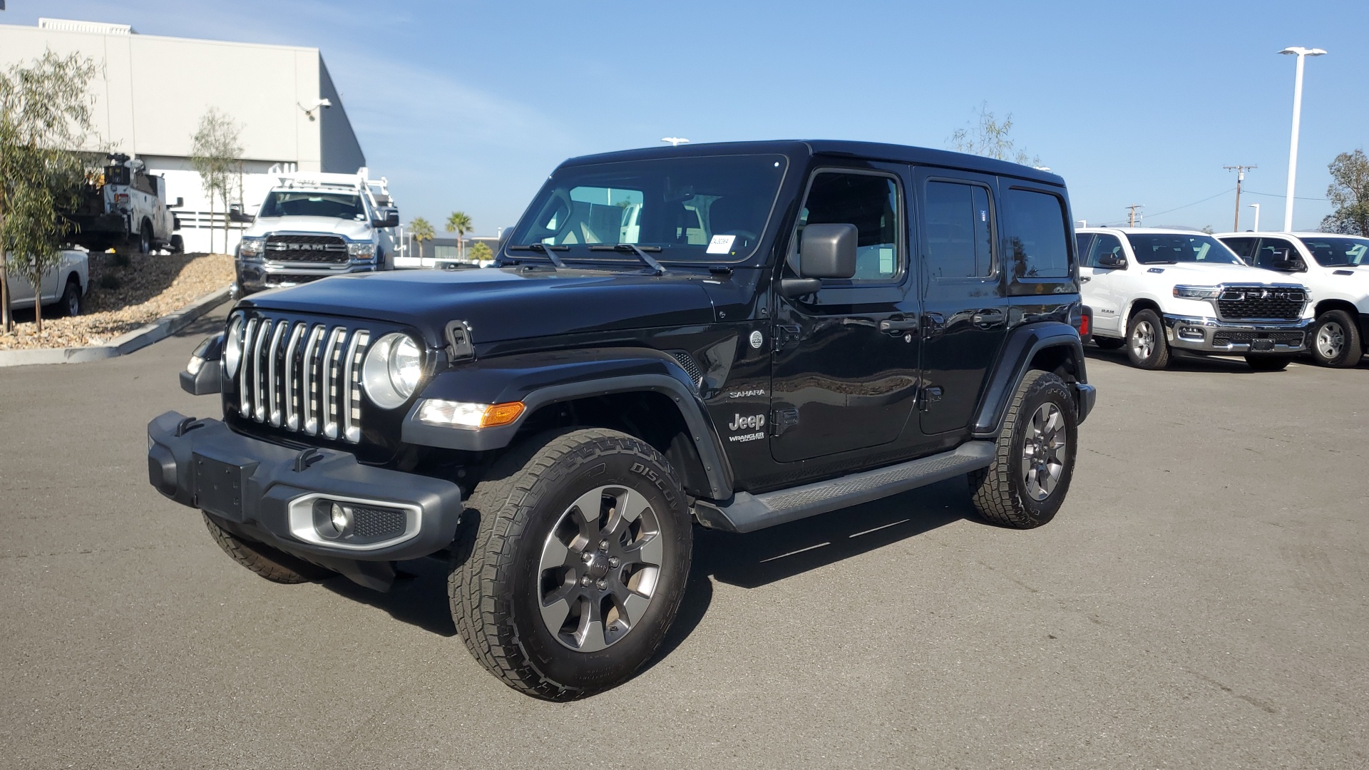 2018 Jeep Wrangler Unlimited Sahara 1