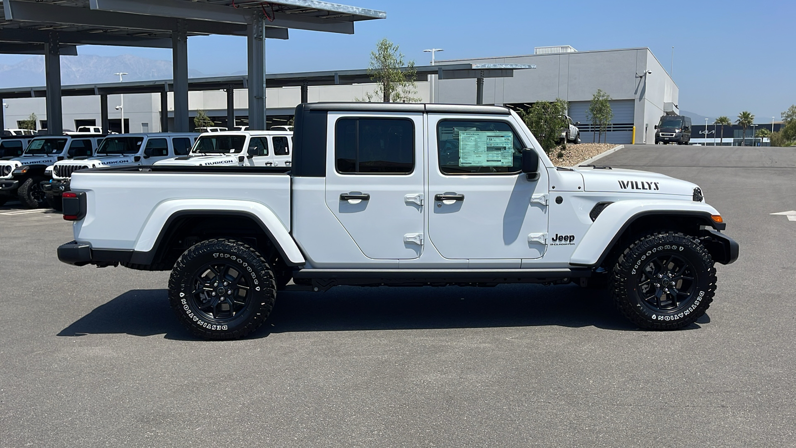 2024 Jeep Gladiator Willys 6