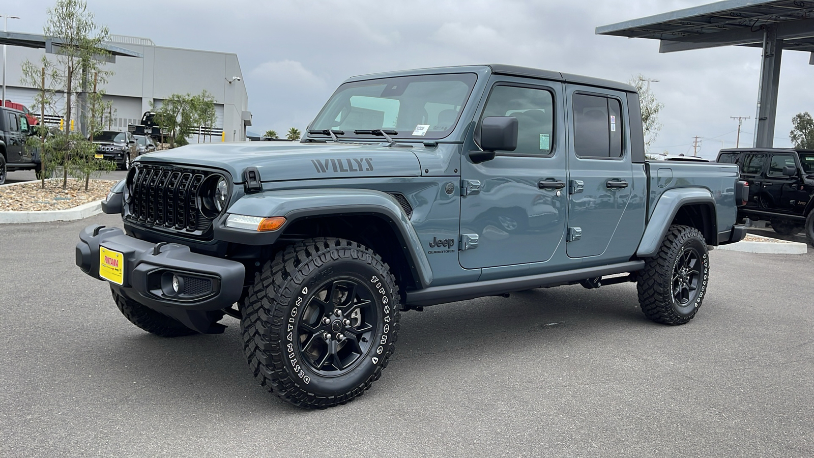 2024 Jeep Gladiator Willys 1