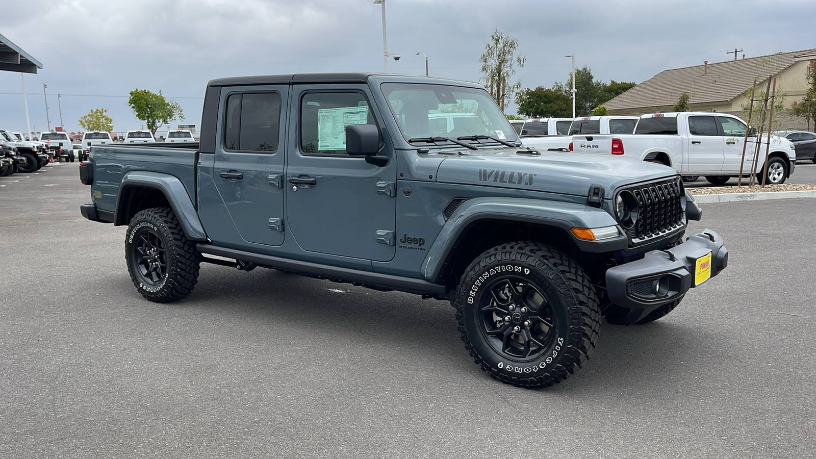 2024 Jeep Gladiator Willys 7