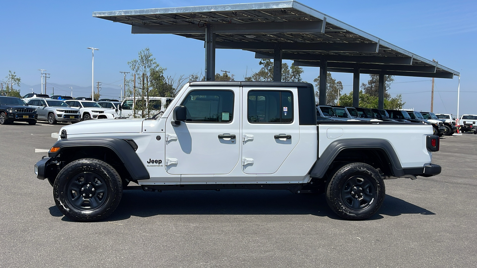 2024 Jeep Gladiator Sport 2