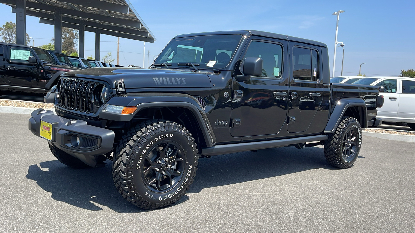 2024 Jeep Gladiator Willys 1