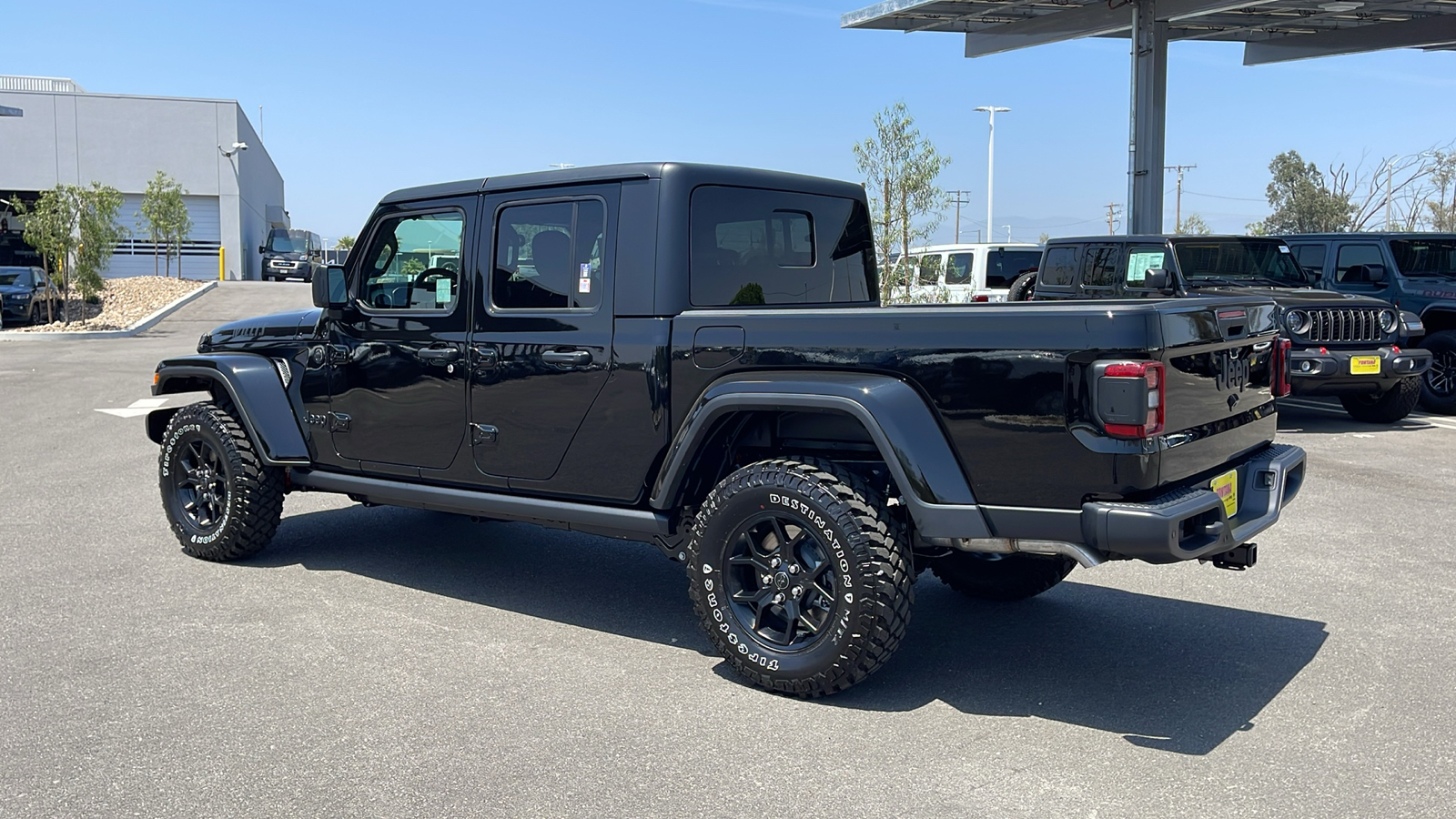 2024 Jeep Gladiator Willys 3