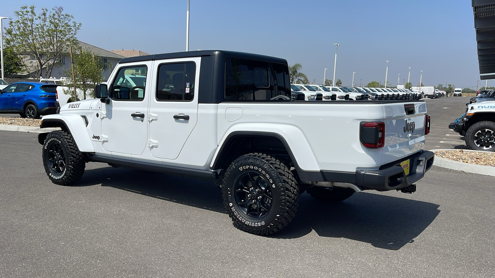 2024 Jeep Gladiator Willys 3