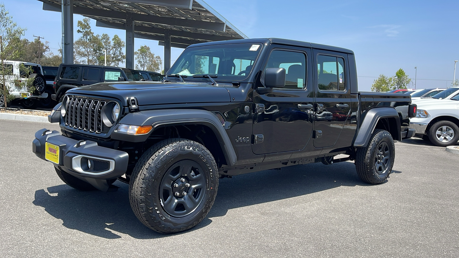 2024 Jeep Gladiator Sport 1