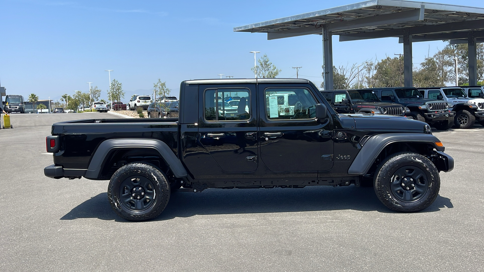 2024 Jeep Gladiator Sport 6