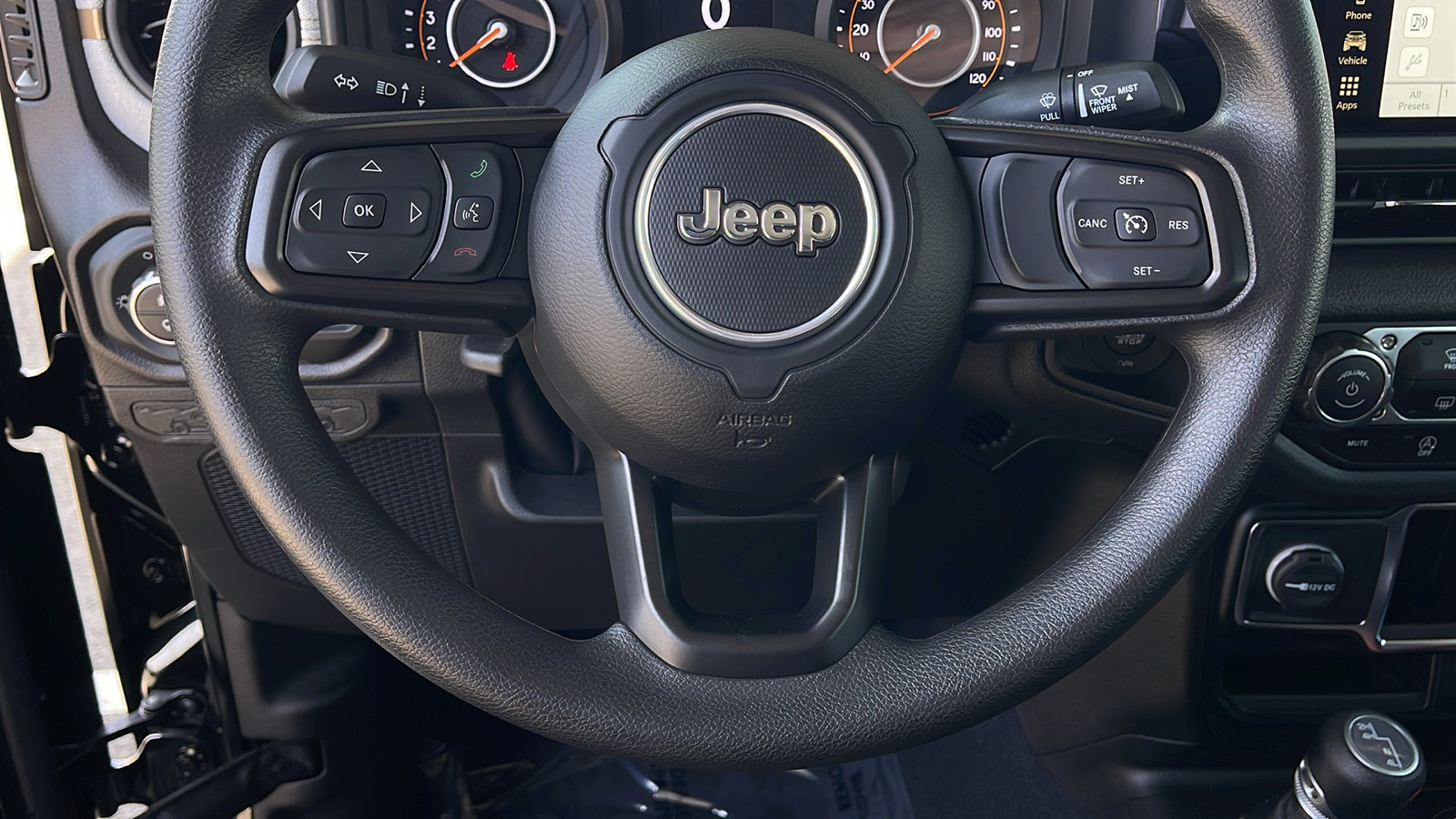 2024 Jeep Gladiator Sport 19