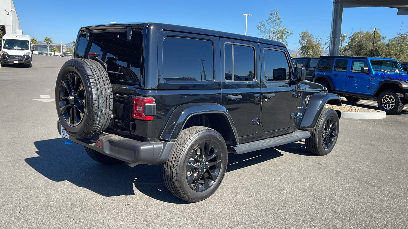 2023 Jeep Wrangler 4xe Sahara 5