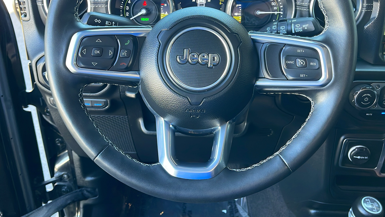 2023 Jeep Wrangler 4xe Sahara 20