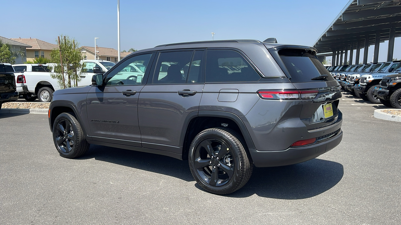 2024 Jeep Grand Cherokee Limited 3