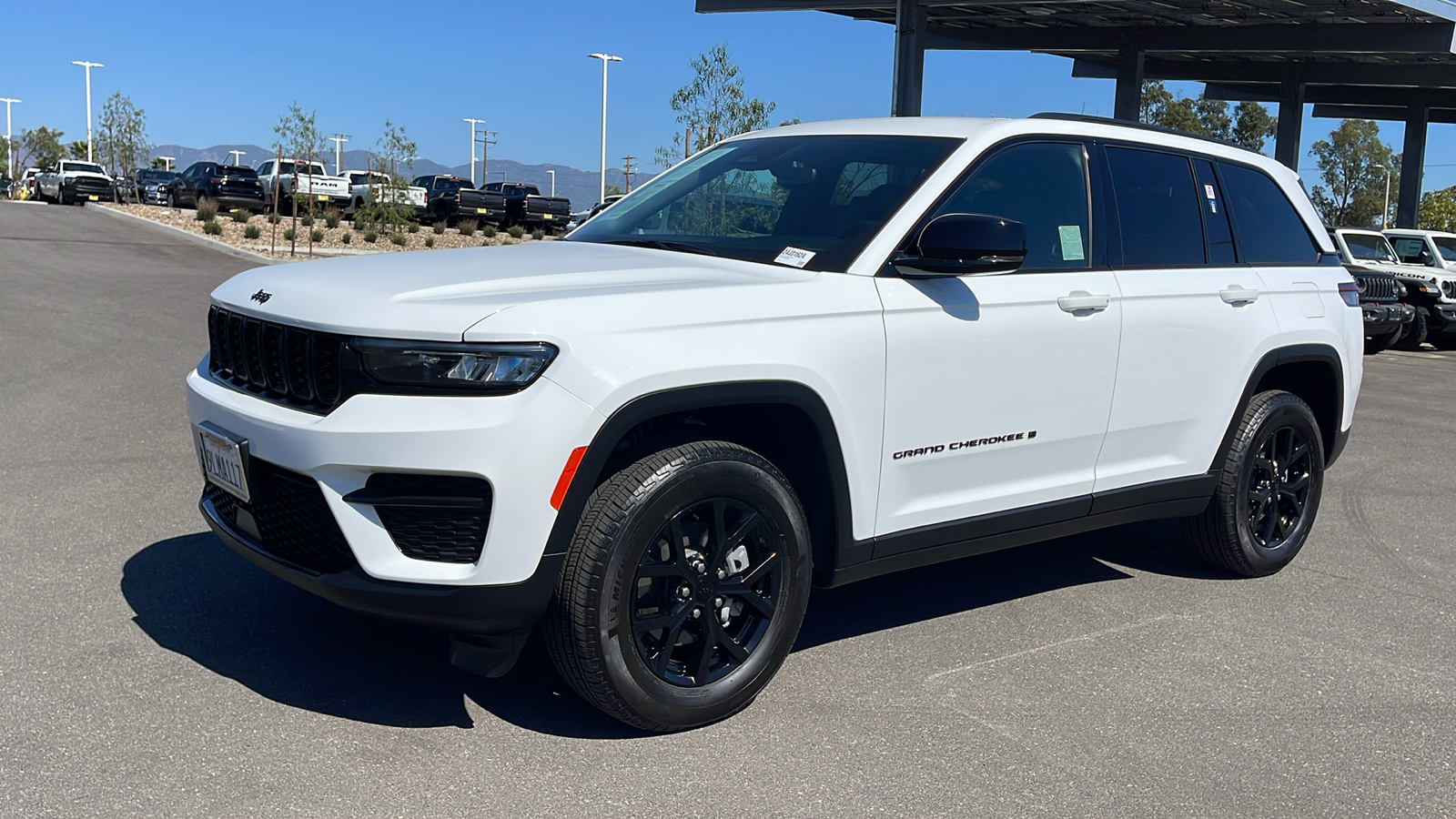 2024 Jeep Grand Cherokee Altitude 1