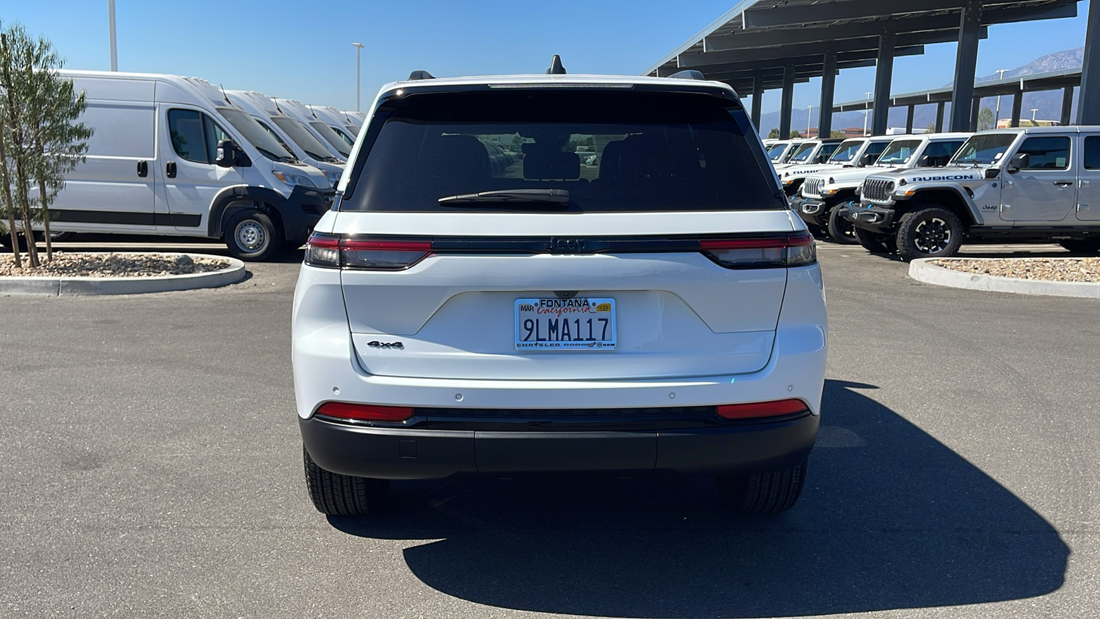 2024 Jeep Grand Cherokee Altitude 4