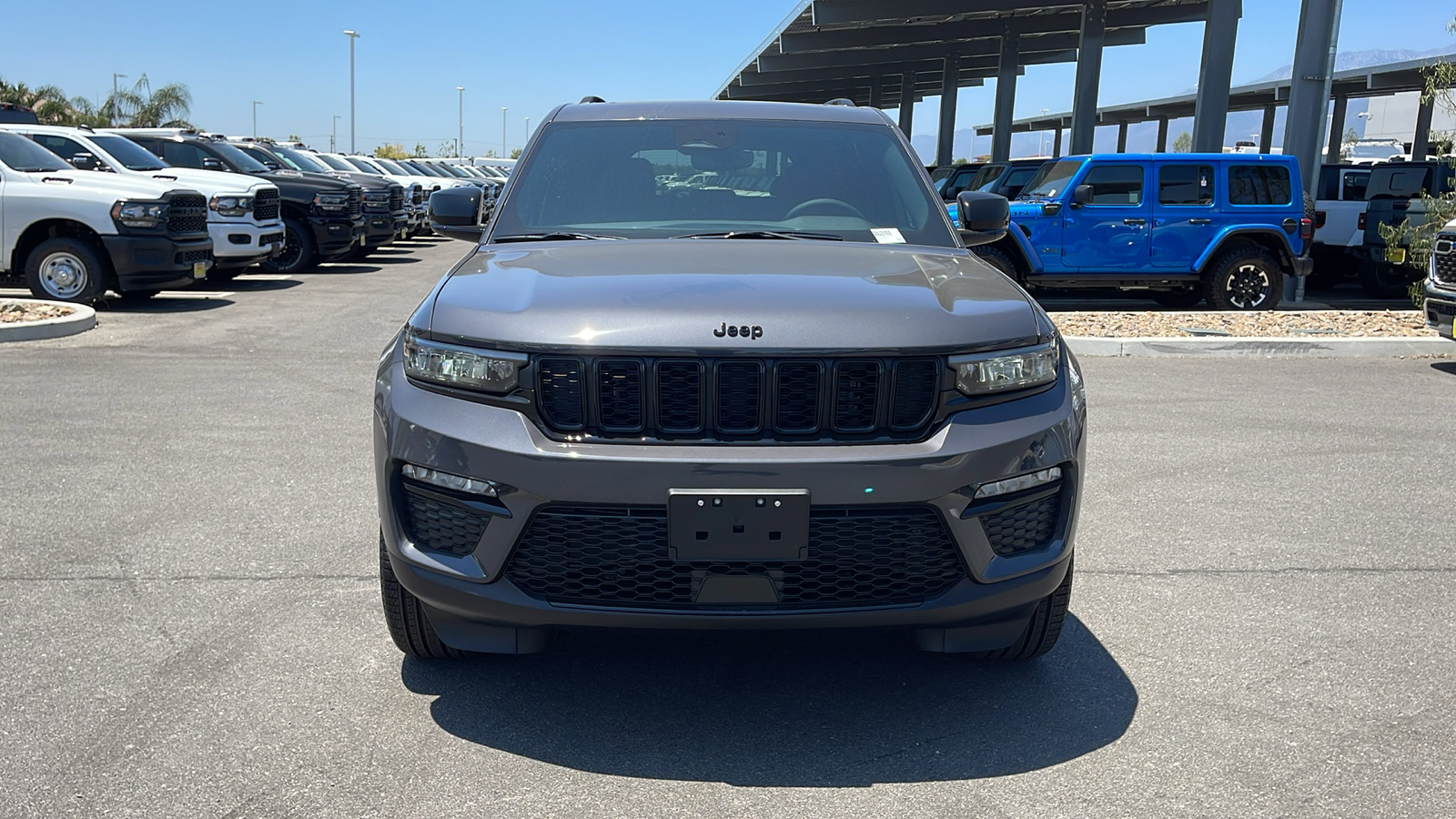 2024 Jeep Grand Cherokee Limited 8