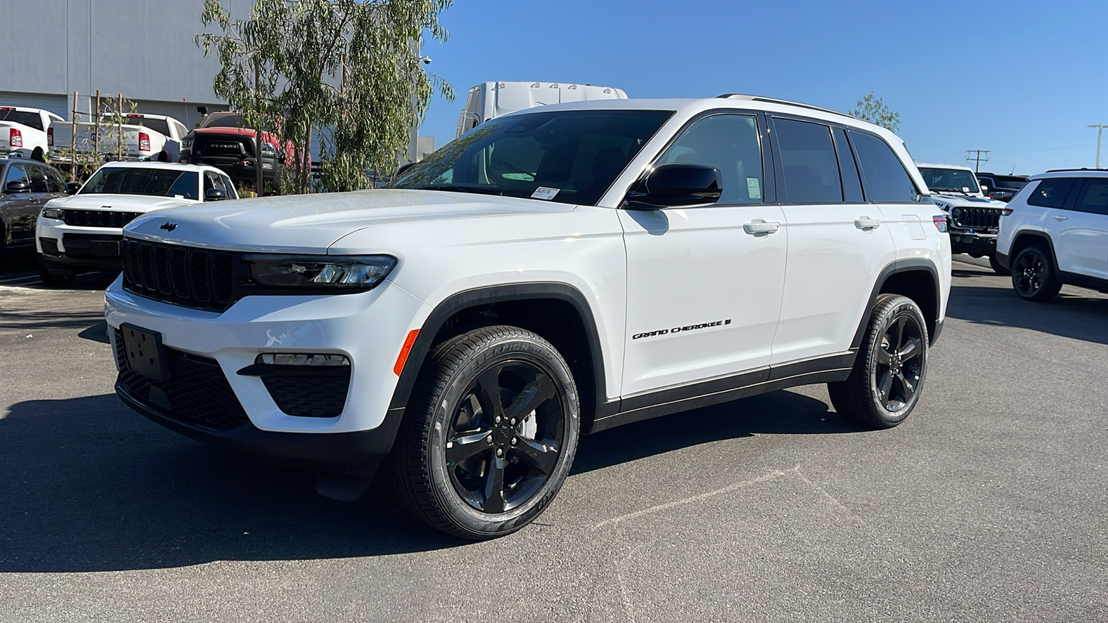 2024 Jeep Grand Cherokee Limited 1