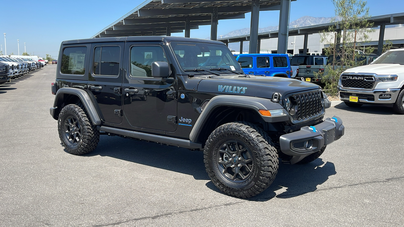 2024 Jeep Wrangler 4xe Willys 7