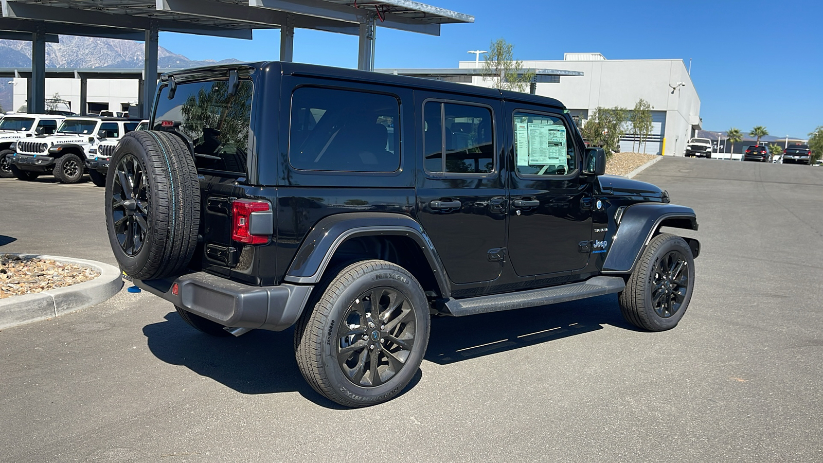 2024 Jeep Wrangler 4xe Sahara 5