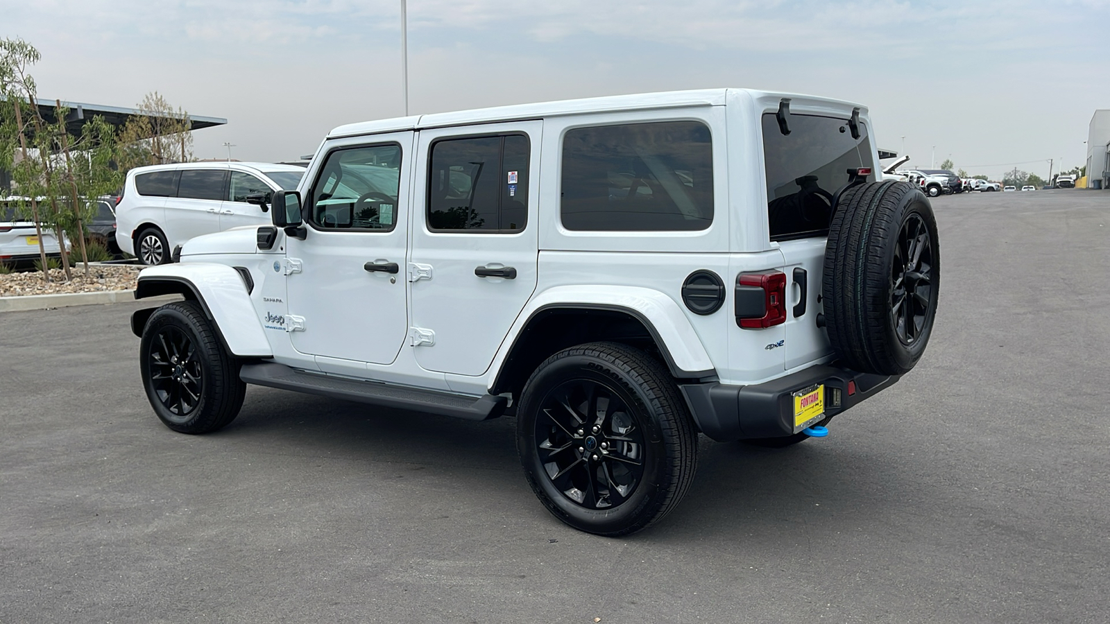 2024 Jeep Wrangler 4xe Sahara 3