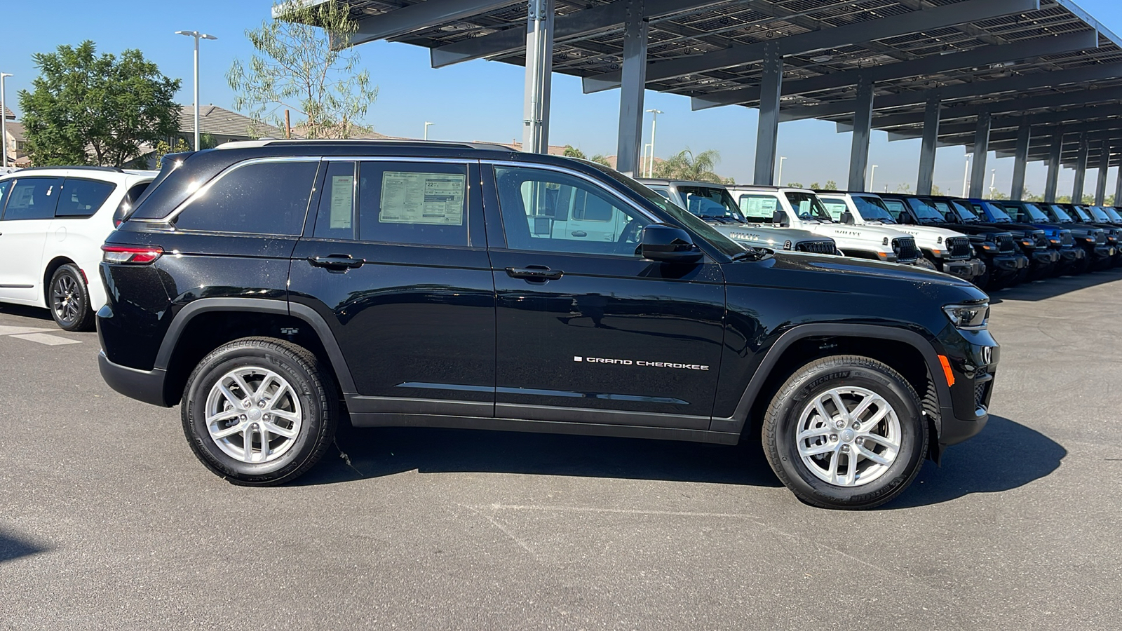 2024 Jeep Grand Cherokee Laredo X 6