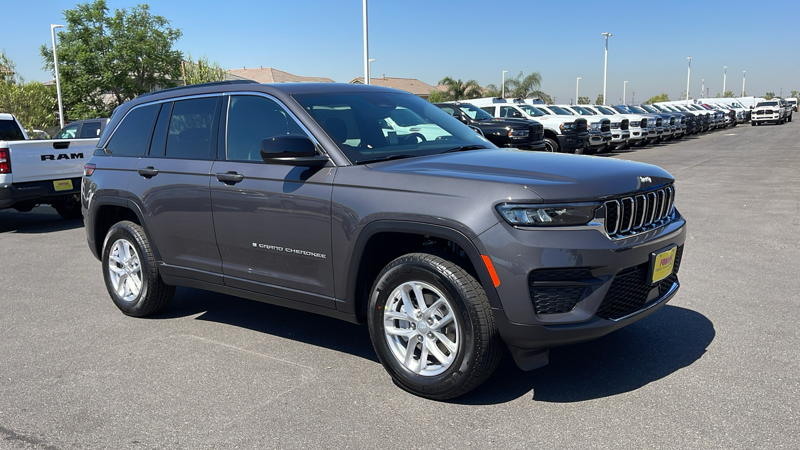 2024 Jeep Grand Cherokee Laredo X 7