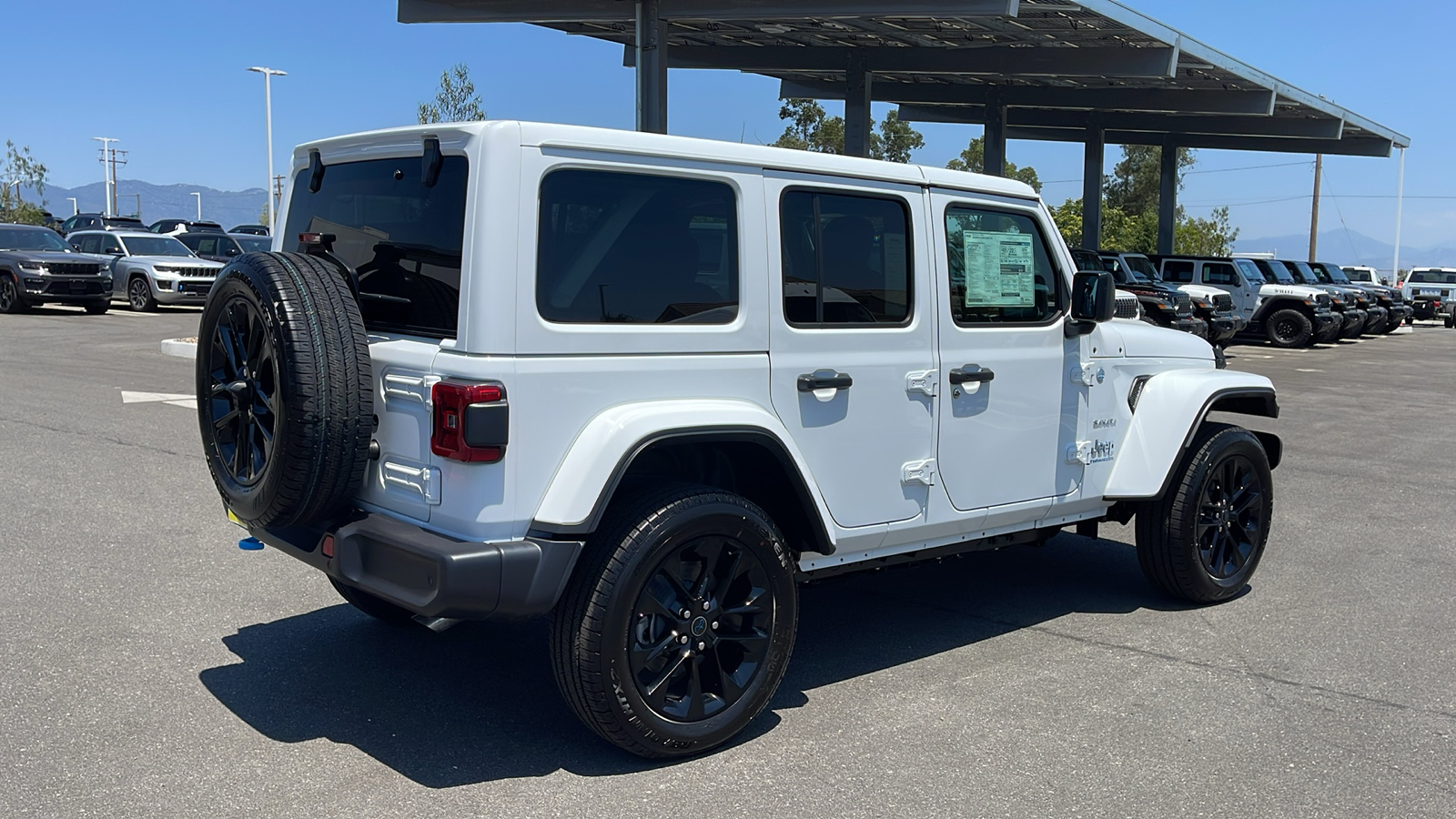 2024 Jeep Wrangler 4xe Sahara 5