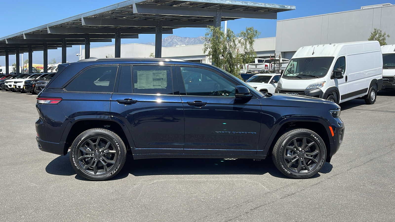 2024 Jeep Grand Cherokee 4xe Anniversary Edition 6