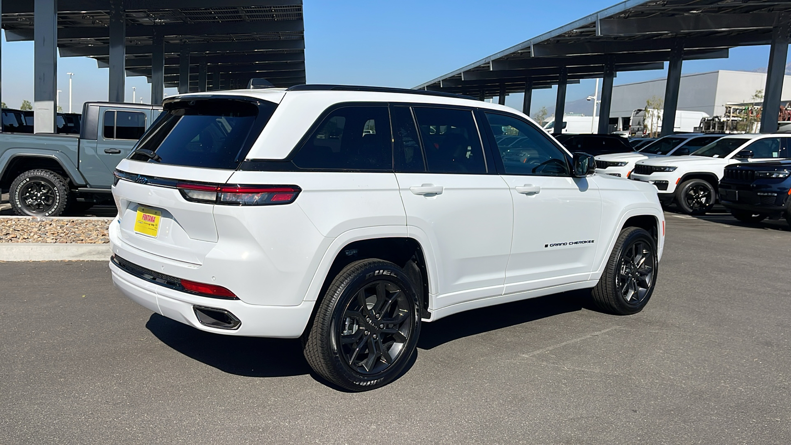 2024 Jeep Grand Cherokee 4xe Anniversary Edition 5