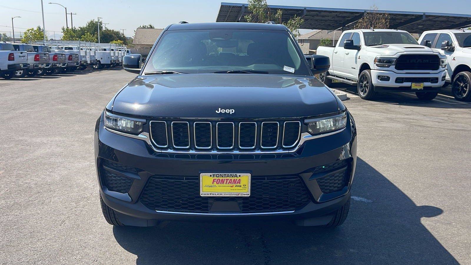 2024 Jeep Grand Cherokee Laredo X 8