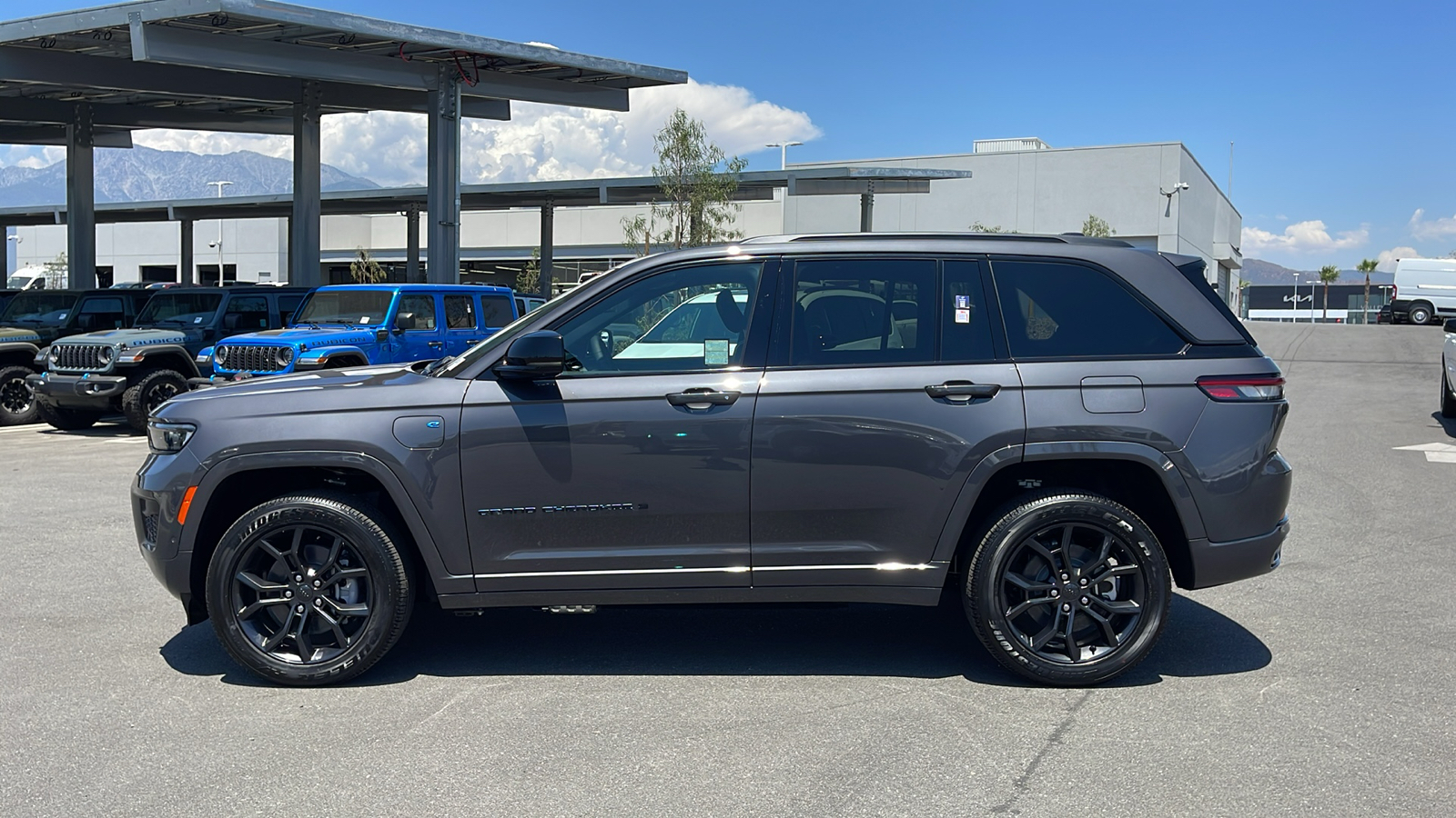 2024 Jeep Grand Cherokee 4xe Anniversary Edition 2