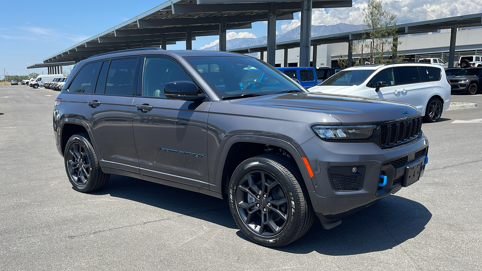 2024 Jeep Grand Cherokee 4xe Anniversary Edition 7