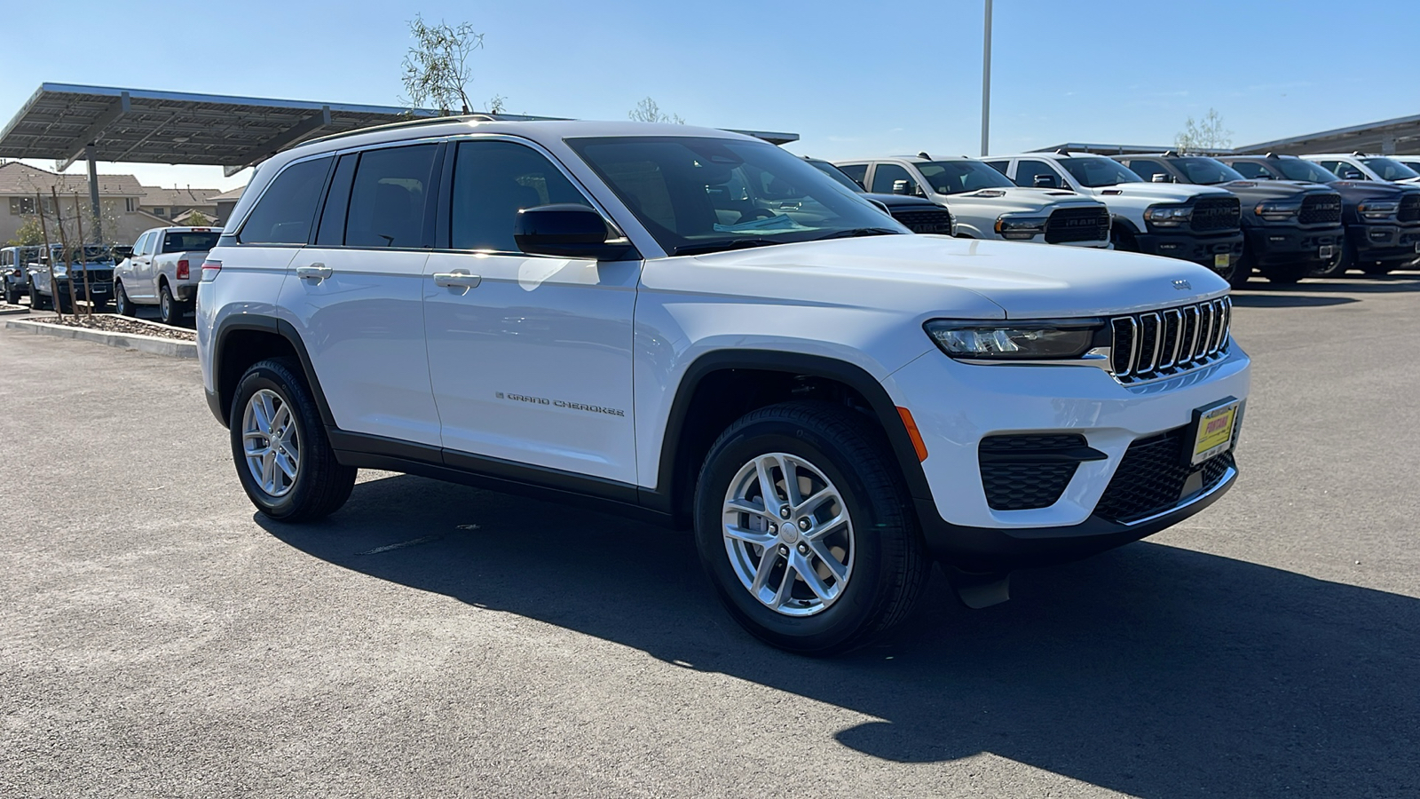 2024 Jeep Grand Cherokee Laredo X 7