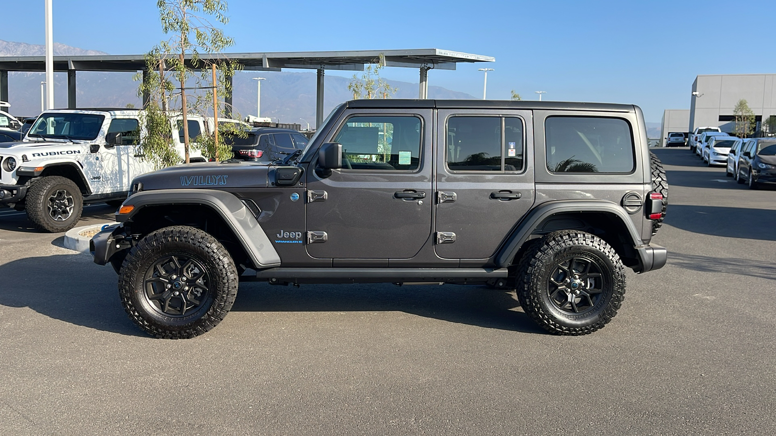 2024 Jeep Wrangler 4xe Willys 2