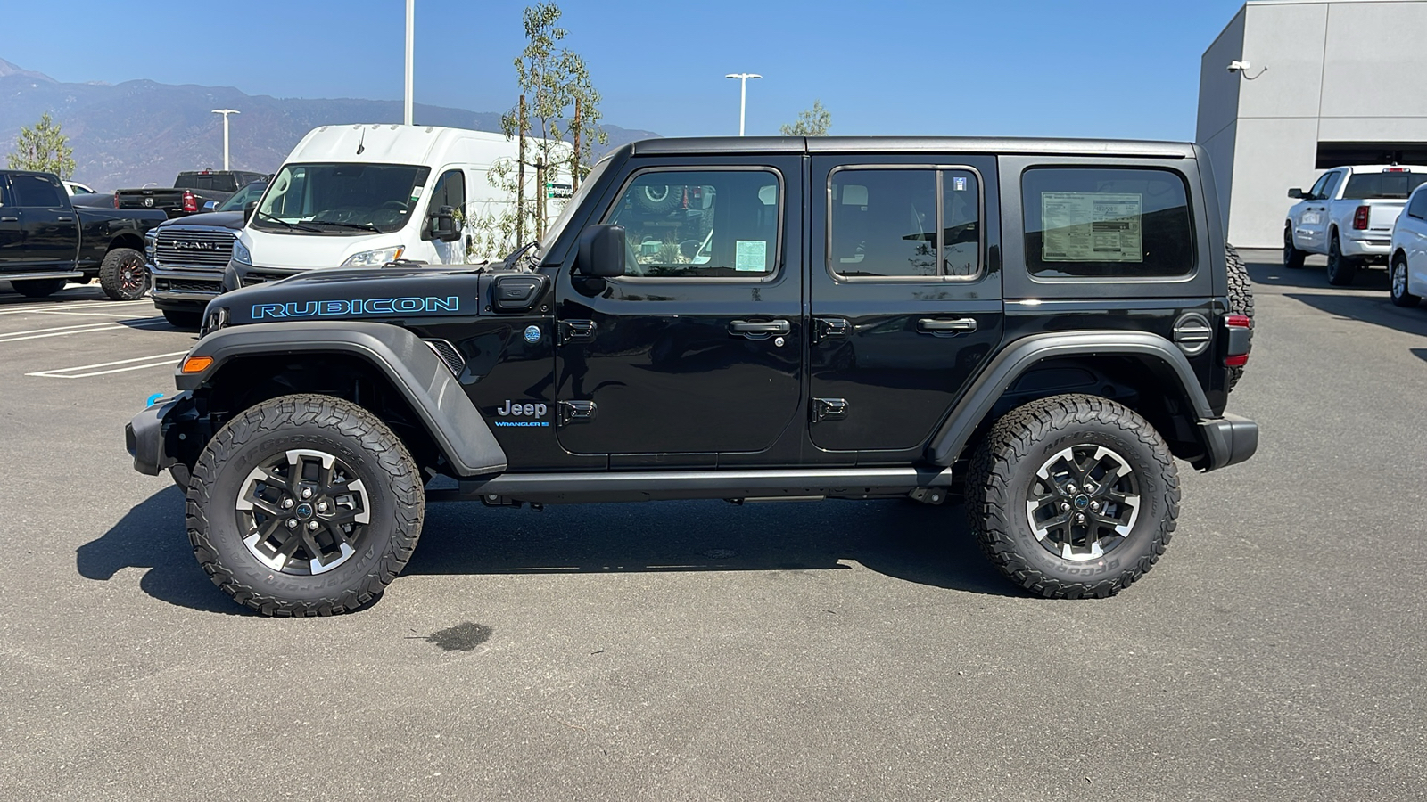 2024 Jeep Wrangler 4xe Rubicon 2