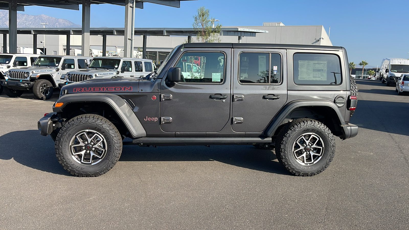 2024 Jeep Wrangler Rubicon 2