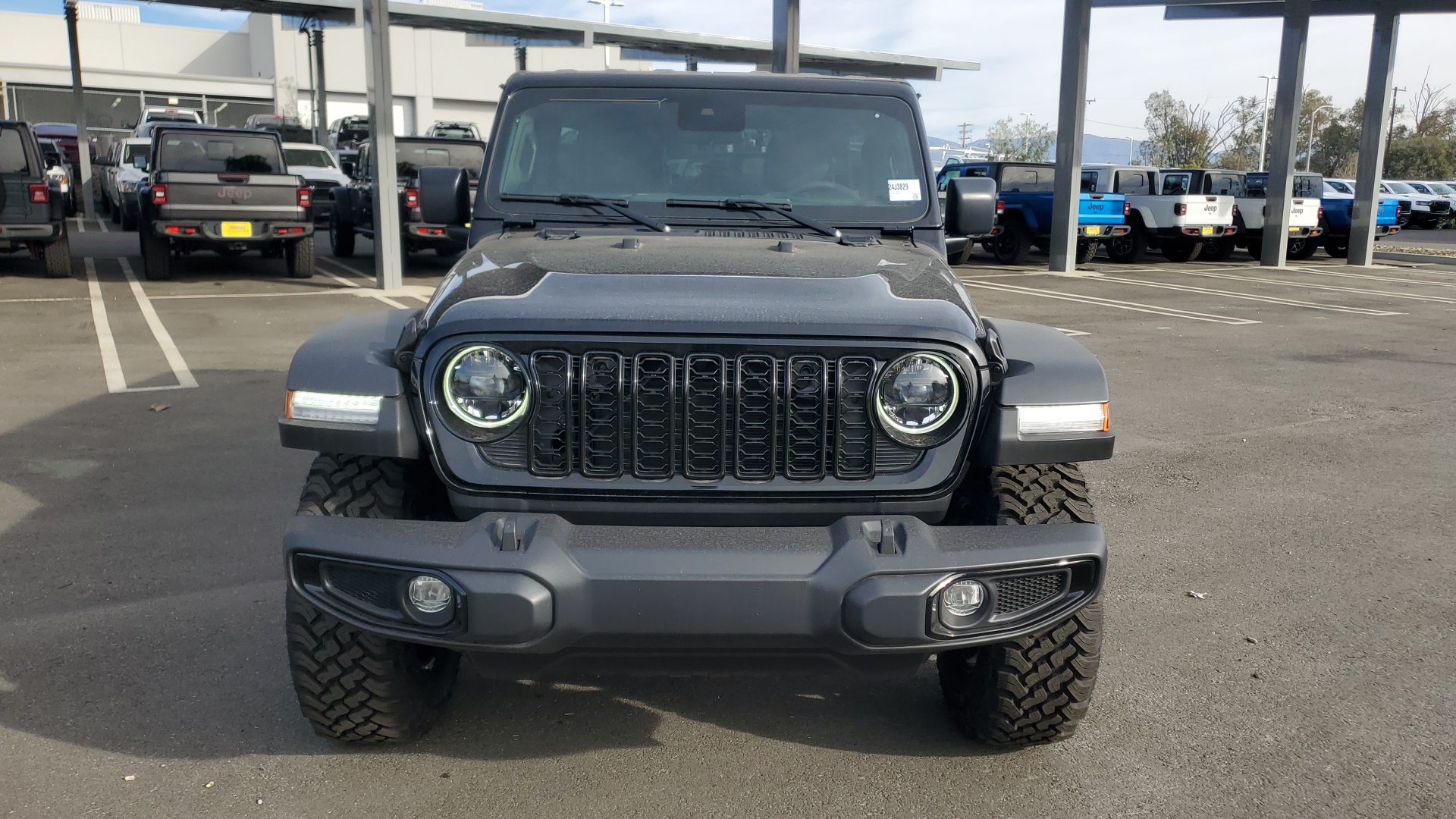 2024 Jeep Wrangler Willys 8