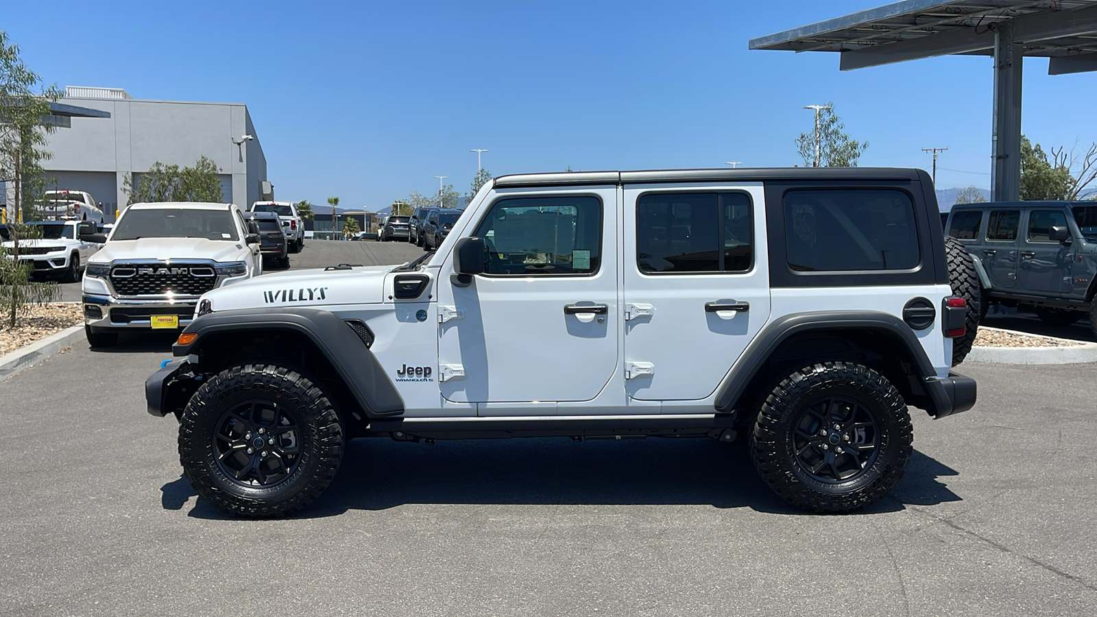 2024 Jeep Wrangler 4xe Willys 2